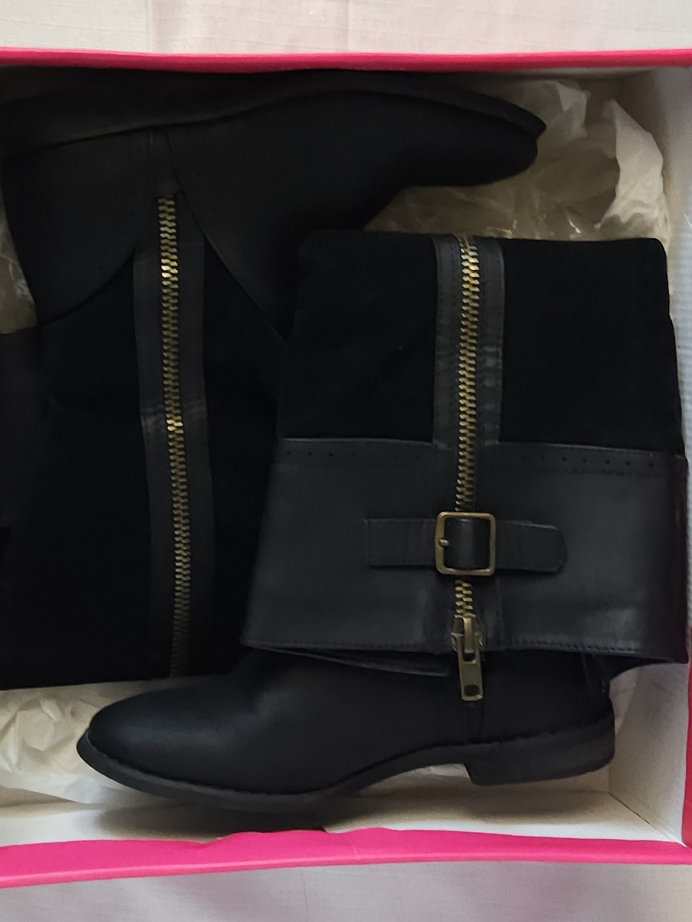 ShoeDazzle Emily Black Flat Moto Riding Boots (Size 7) - Very Good Condition